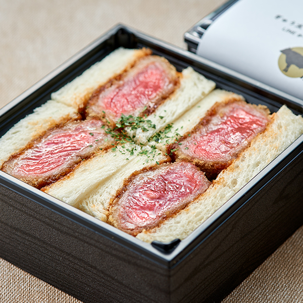 カイノミ牛かつサンド