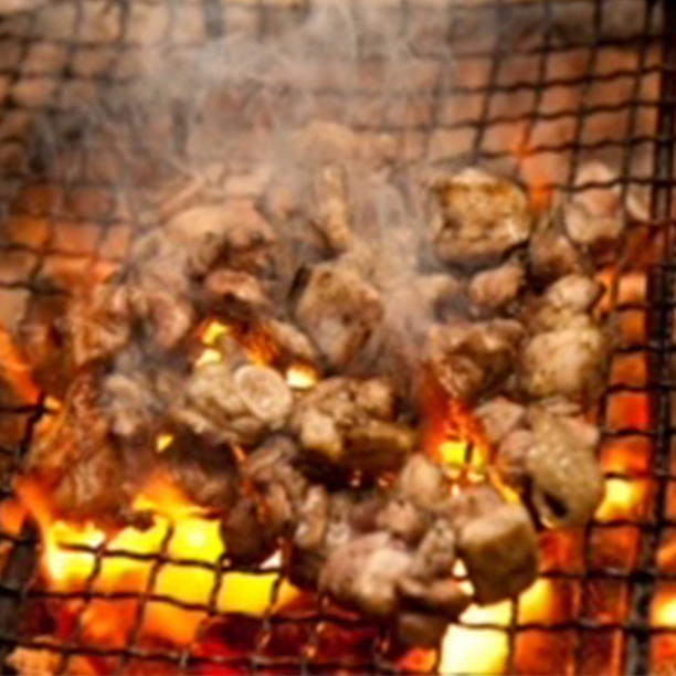 親鶏の炭火焼き